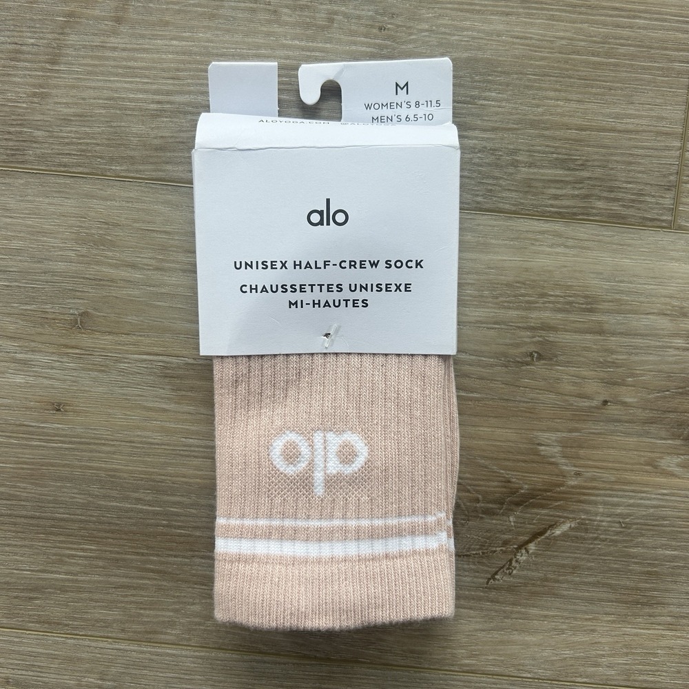Alo Unisex Half-Crew Throwback Sock, Pink Quartz/White, Size M